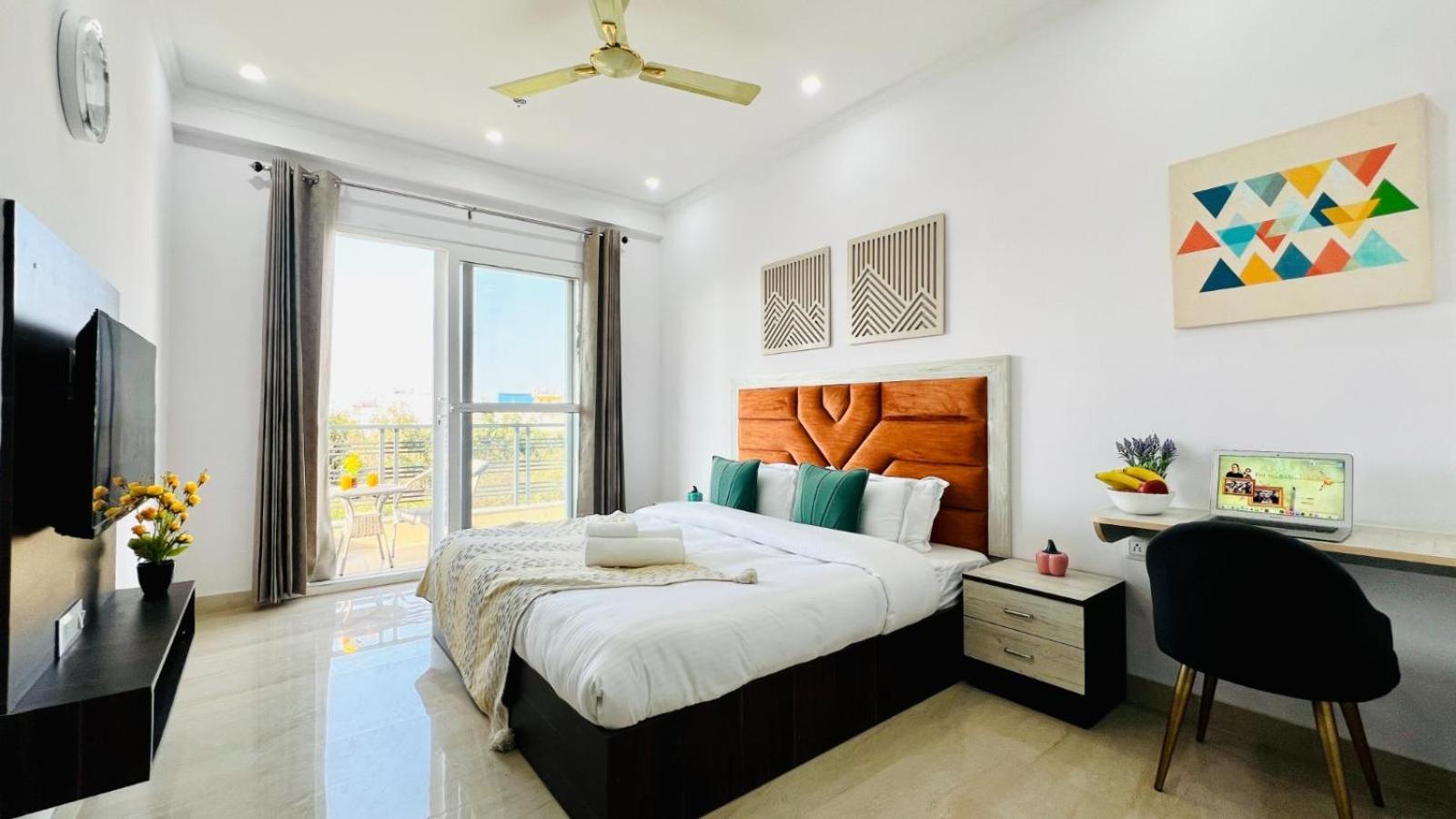 Zen Suites - Golf Course Road Gurgaon Zewnętrze zdjęcie