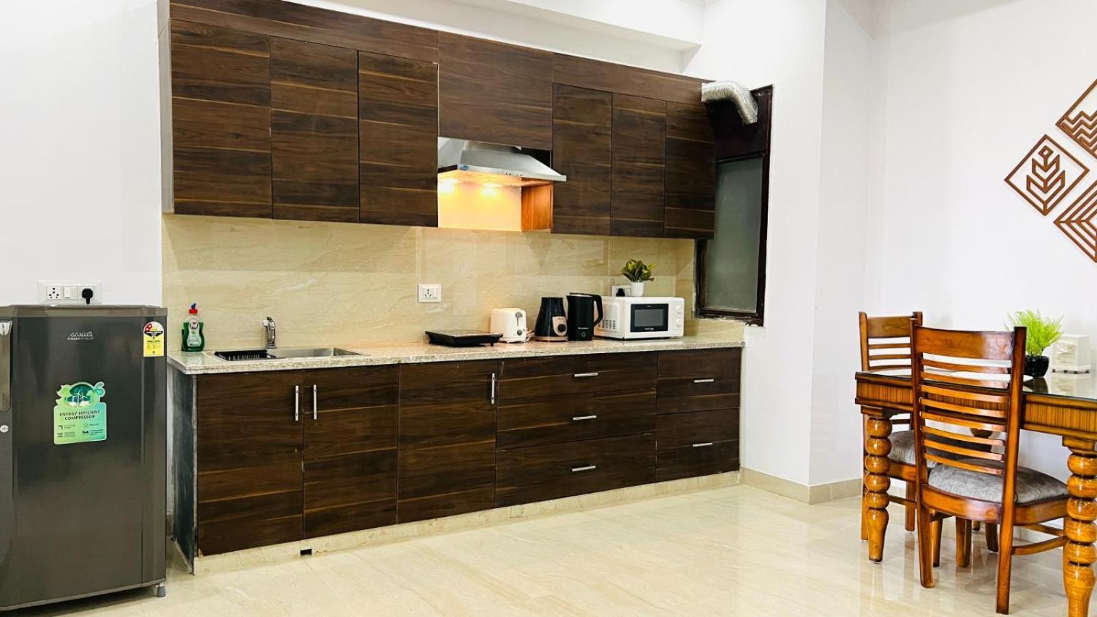 Zen Suites - Golf Course Road Gurgaon Zewnętrze zdjęcie