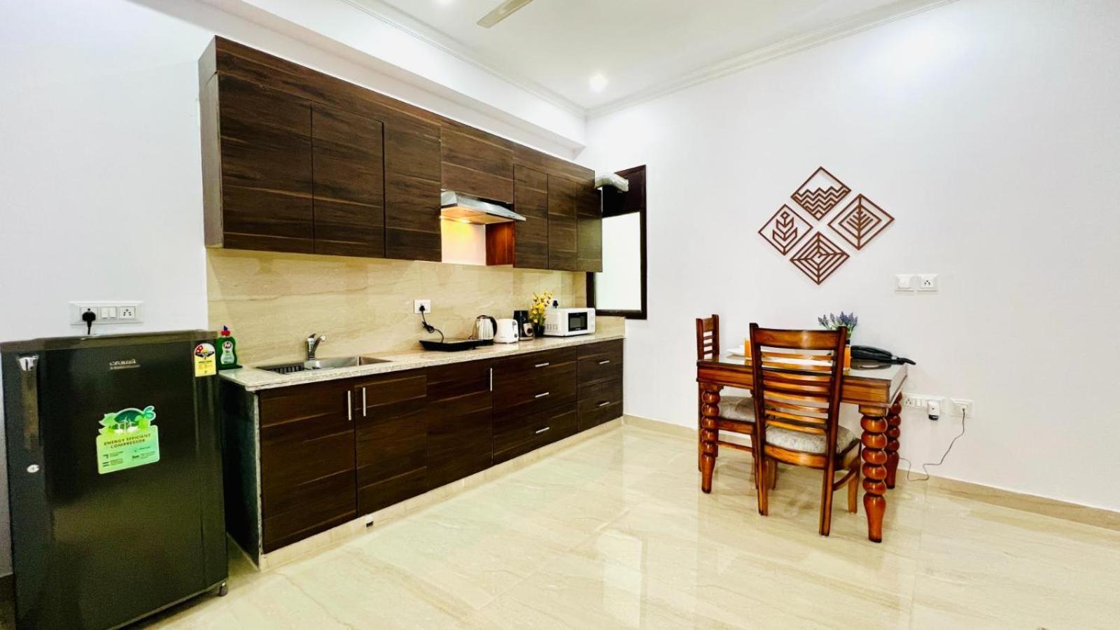 Zen Suites - Golf Course Road Gurgaon Zewnętrze zdjęcie