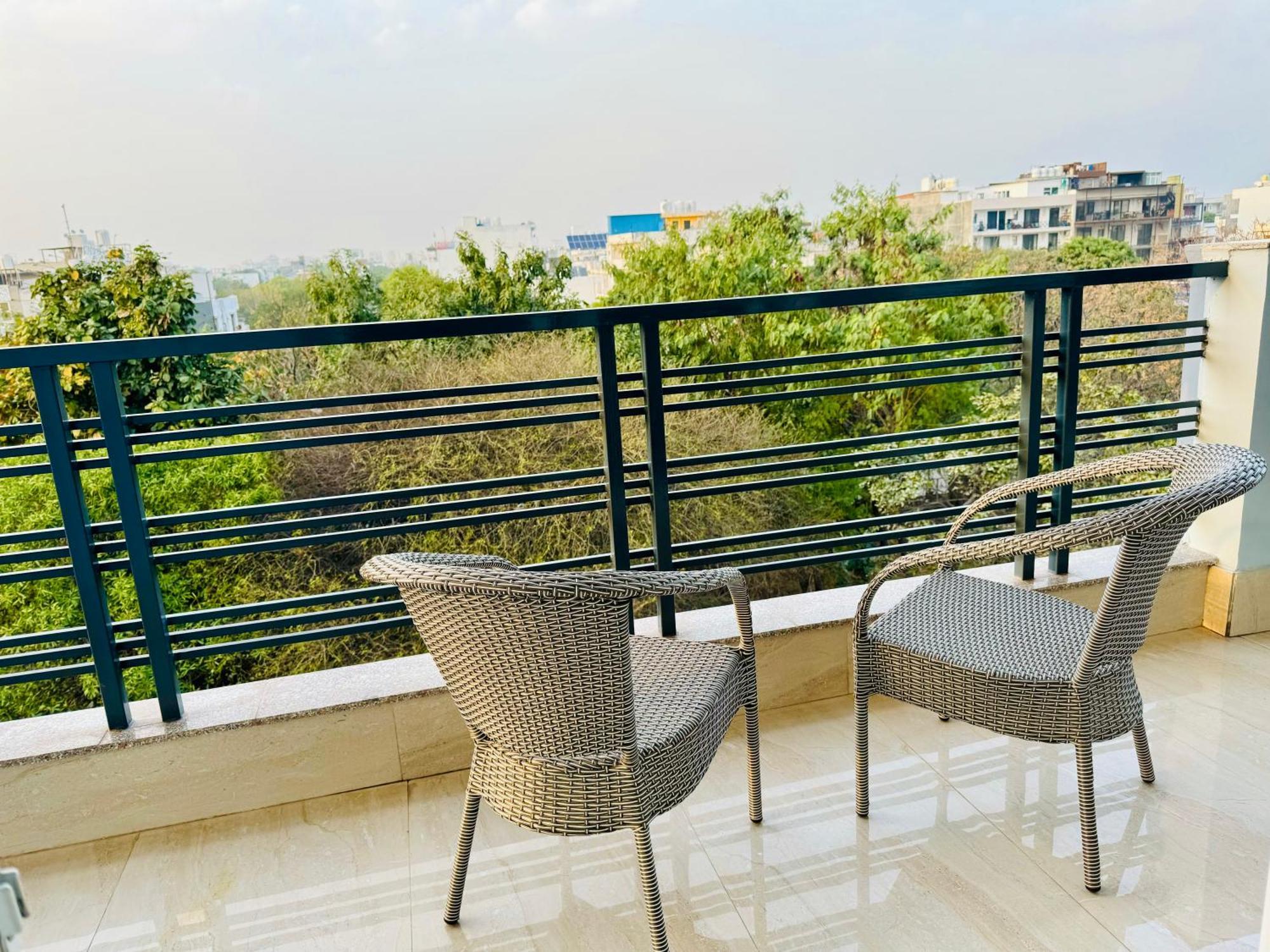 Zen Suites - Golf Course Road Gurgaon Zewnętrze zdjęcie
